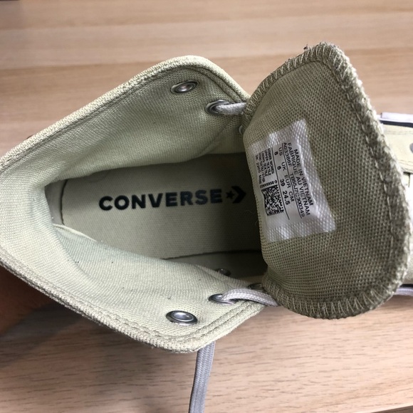 Converse Platform High Top Sneakers Size 8. - Picture 5 of 11